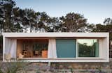 iHouse’s Customizable Prefab Homes Have Huge Glass Sliders That Connect Them to Their Setting